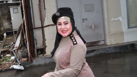 Elvy Sukaesih Foto: Munady Widjaja
