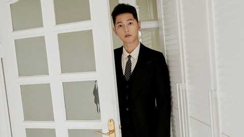 Aktor Song Joong Ki. Foto: hi-story.co.kr