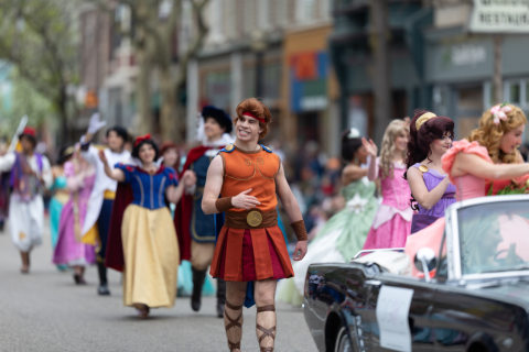Ilustrasi parade Disneyland Foto: Shutter Stock