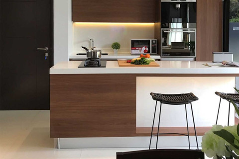 8 Pilihan Meja Dapur Island Mungil Untuk Anda Yang Gemar Masak Kumparan Com