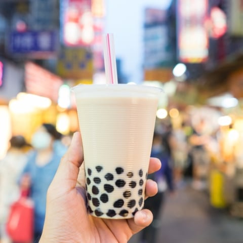 Ilustrasi Milk Tea Foto: Shutterstock/littlekop