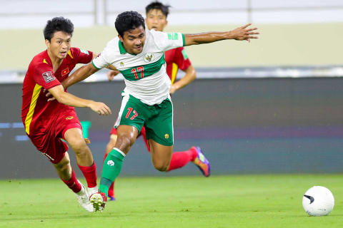 Indonesia vs Uni Emirat Arab: Evan Dimas Gagal Penalti, Garuda Tumbang 0-5 (2)