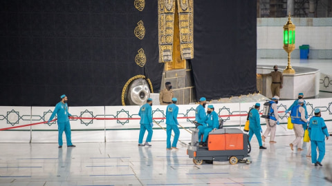 Butuh 50 Jam Memproses Foto Hajar Aswad hingga Tampak Jelas untuk Pertama Kali (2)