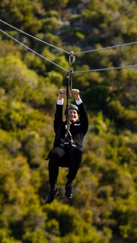 Anti-mainstream, Pulau Ini Tawarkan Menikah dari Zip Line Sambil Keliling Pulau