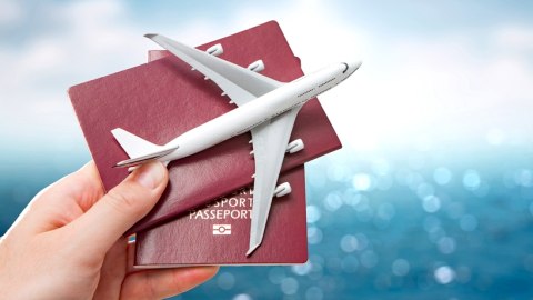Ilustrasi deportasi. Foto: Shutter Stock