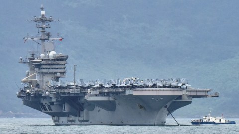 Kapal induk Amerika Serikat USS Theodore Roosevelt. Foto: REUTERS / Kham