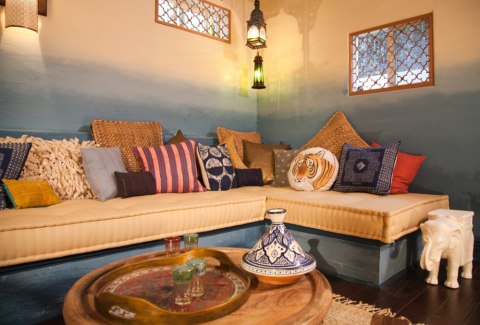 Nyeni Banget Ini 7 Ide Gradasi Warna Untuk Interior Rumah Kumparan Com
