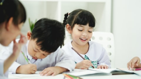 ilustrasi anak di sekolah Foto: Shutterstock