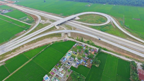 Foto udara jalan Tol Medan-Kualanamu-Tebing Tinggi. Foto: Dok. Jasa Marga