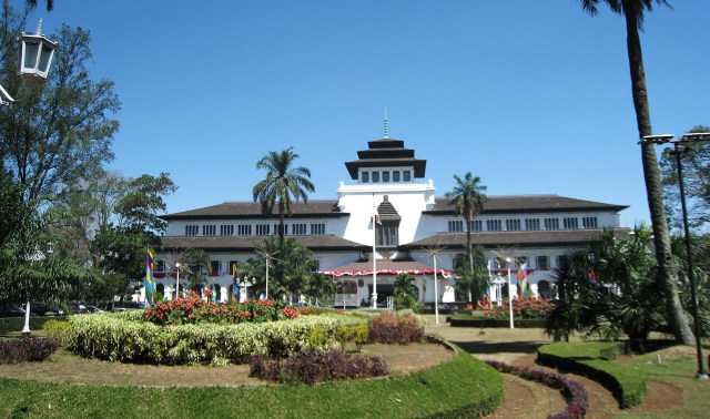 Gedung Sate, Bandung (Foto: Wikimedia)