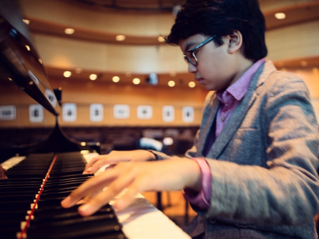 Pianis kelahiran Denpasar yang masuk nominasi Grammy Awards (Foto: joeyalexandermusic)