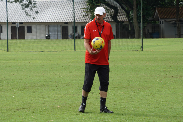 Pelatih Timnas Indonesia Alfred Riedl. Foto: Aditia Noviansyah/kumparan