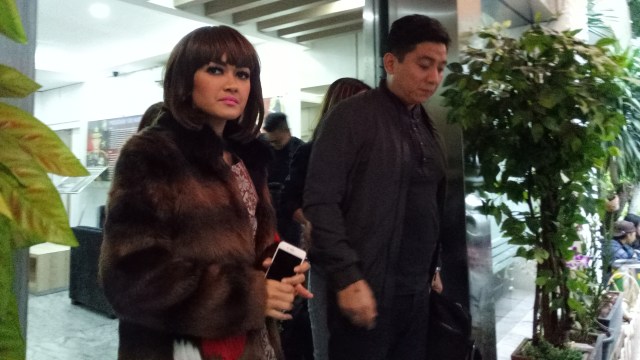 Jupe didampingi Sandy Arifin selaku kuasa hukumnya. (Foto: kumparan)