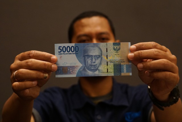 Desain baru uang pecahan lima puluh ribu rupiah. (Foto: Aditia Noviansyah)