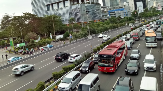 Suasana kawasan ganjil genap saat jam operasi (Foto: Aprilandika Pratama)