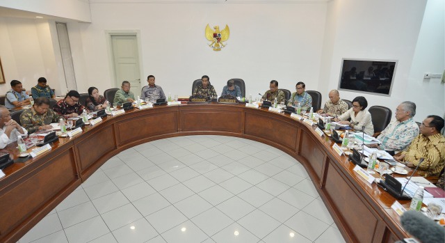 Rapat terbatas di Istana dipimpin presiden Jokowi (Foto: Yudhi Mahatma/Antara)