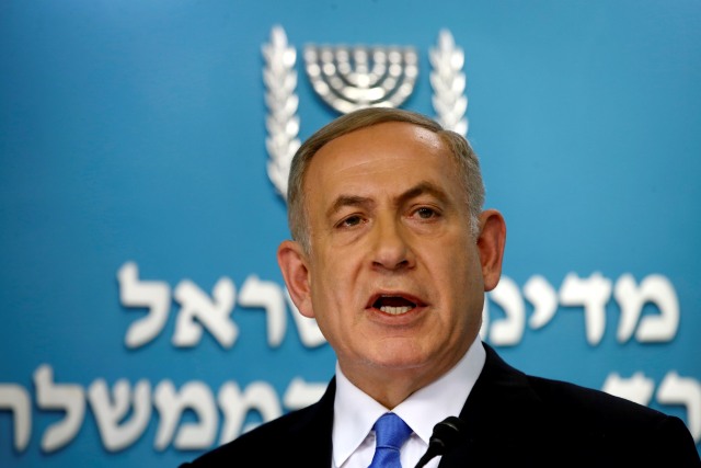 PM Israel Benjamin Netanyahu pidato di kantornya (Foto: Baz Ratner/Reuters)