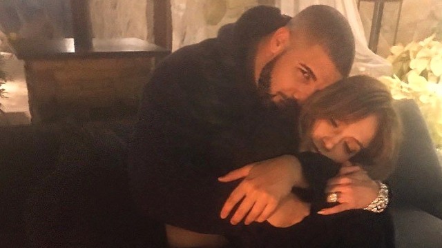 Drake Belikan Jennifer Lopez Kalung Senilai Rp 1,3 Miliar (490240)