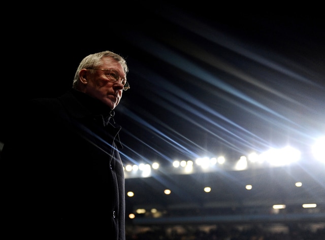 Sir Alex Ferguson berulang tahun ke-75 hari ini. (Foto: Laurence Griffiths/Getty Images)
