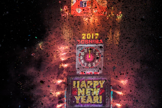 Tahun baru di Times Square, New York (Foto: Reuters/Stephanie Keith)