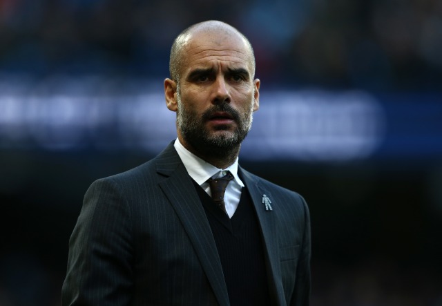 Guardiola dalam pertandingan City vs Burnley. Foto: Getty Images