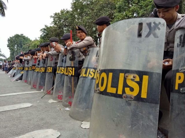 Ilustrasi pengamanan pihak Kepolisian Foto: Aprilandika Hendra/kumparan