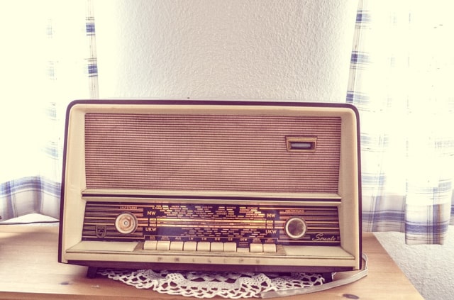 Radio, alat komunikasi. (Foto: Pixabay)