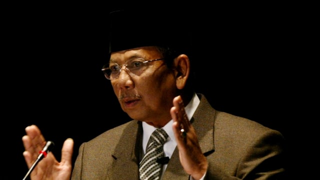 Hasyim Muzadi, salah satu tokoh nasional. (Foto: Dimas Ardian/Getty Images)
