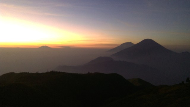 Sunrise Gunung Prau (Foto: Muhammad Abdurrasyid/kumparan)