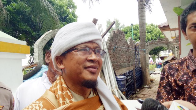 Aa Gym dalam tabligh akbar Masjid Al-Makmuriyah. (Foto: Ainul Qalbi/kumparan)