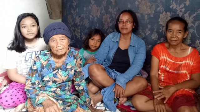 Penghuni kontrakan sederhana di Ragunan (Foto: Viry Alifiyadi/kumparan)