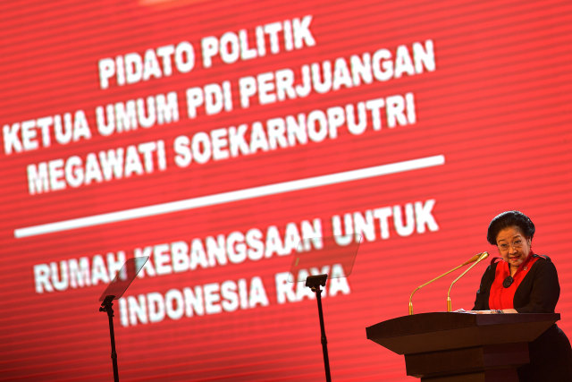 Megawati berpidato di HUT ke-44 PDIP (Foto: Widodo S. Jusuf/Antara Foto)