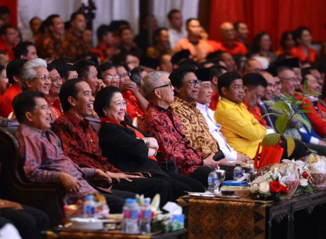 Jokowi dan tamu undangan di HUT PDIP (Foto: Biro Pers Kepresidenan)