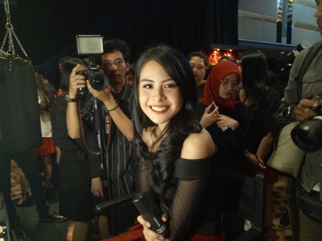 Maudy Ayunda saat ditemui dalam acara L'Oreal. (Foto: Prabarini Kartika/kumparan)