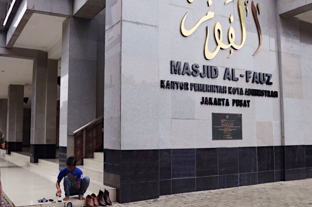 Tema Ceramah Di Masjid Di Kantor Pemerintahan DKI Diatur Kumparan kabar-pelita-kabarpelita-3-3-2025-christopher-farrel-millenio