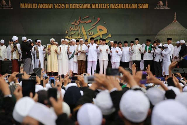 Maulid Akbar 1435 H SBY dan Majelis Rasulullah. (Foto: Facebook Susilo Bambang Yudhoyono)