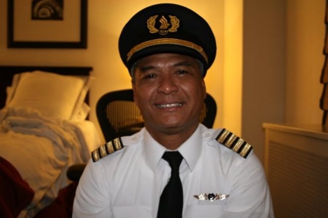 Budi saat menjadi pilot Singapore Airlines. (Foto: Dokumentasi pribadi Budi Soehardi)