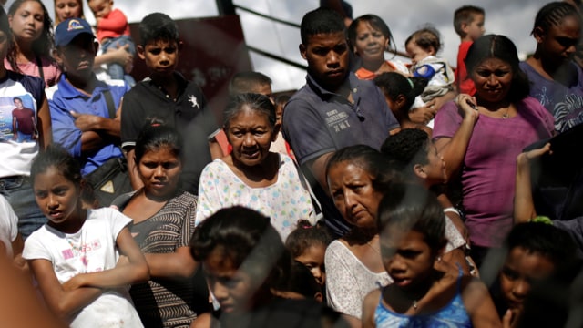 Ilustrasi kemiskinan (Foto: Reuters/Marco Bello)