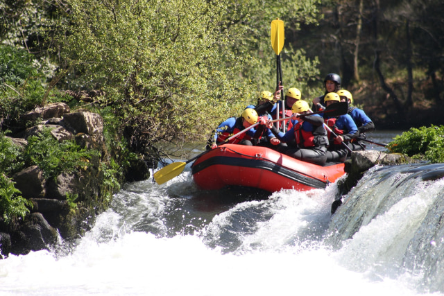 Arung jeram (Foto: Pixabay)