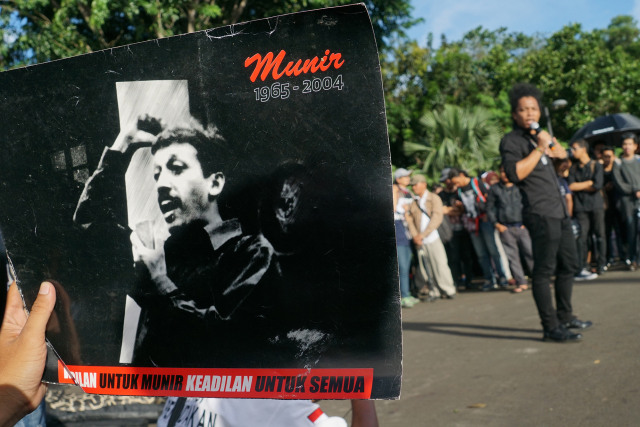 Poster Munir dalam aksi Kamisan. (Foto: Aditia Noviansyah/kumparan)