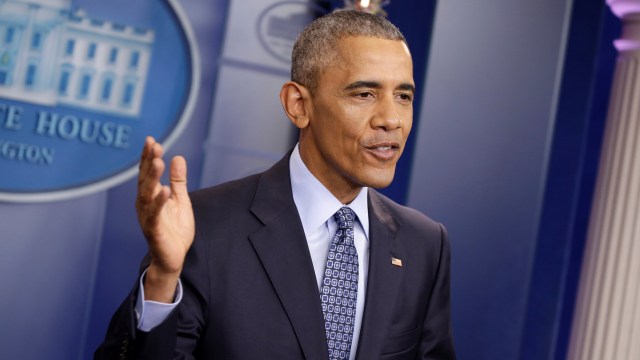 Obama mengunjungi Gedung Putih. (Foto: Joshua Roberts/Reuters)