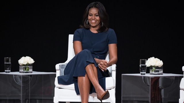 Michelle Obama dalam mata desainer Amerika Foto: Getty Images/Dave Kotinsky