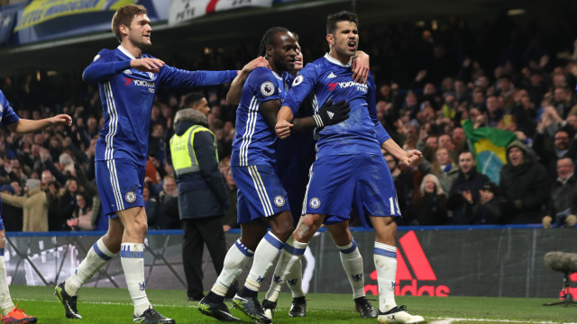 Pemain Chelsea merayakan gol Costa. (Foto: Reuters)