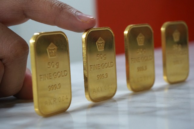 Ilustrasi harga emas batangan  Foto: Aditia Noviansyah/kumparan