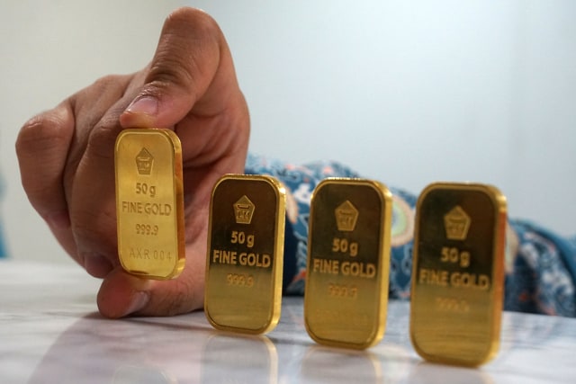 Ilustrasi harga emas batangan Foto: Aditia Noviansyah/kumparan