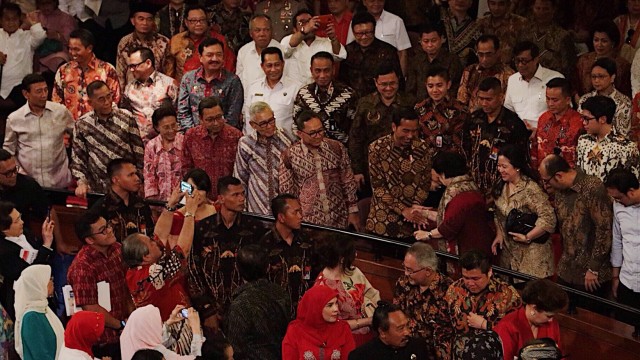 Jokowi dan Megawati di acara Teater Kebangsaan (Foto: Fanny Kusumawardhani/kumparan)