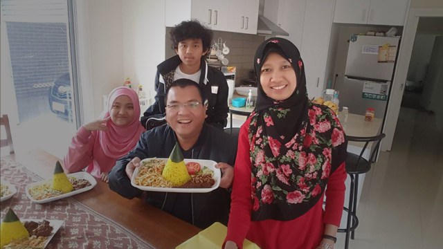 Denny Indrayana, Ida Rosyidah, Varras, dan Varis. (Foto: Varras/istimewa)