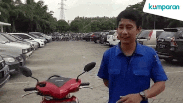 Endi Yusup menjelaskan Jarvis (Foto: Muhammad Fikrie/kumparan)