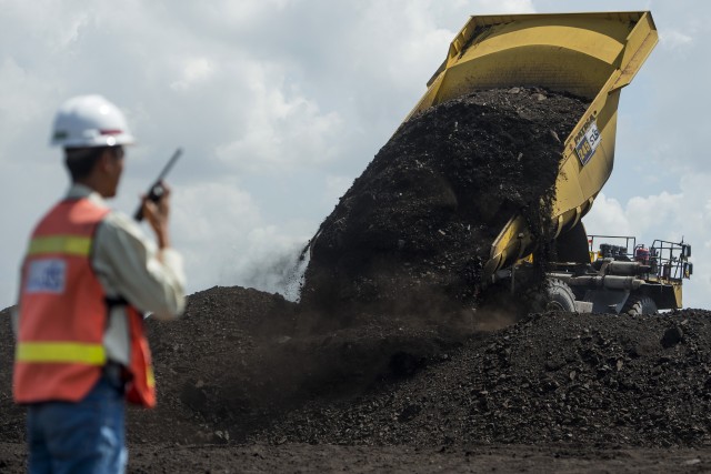 Lokasi stockpile tambang batu bara. (Foto: Sigid Kurniawan/Antara)