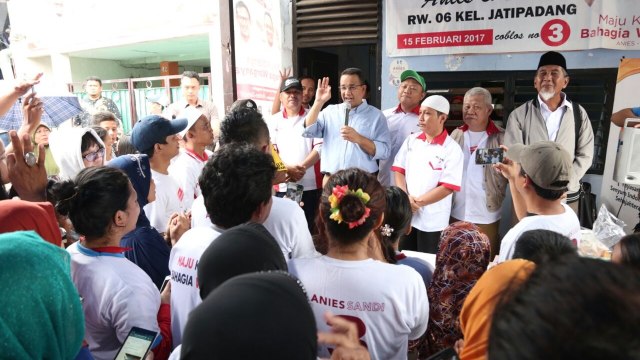 Anies saat kampanye di Jatipadang. (Foto: Galih Wicaksonokumparan)